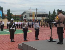 Kapolres Sumedang Pimpin Apel Gelar Pasukan Dalam Rangka Operasi Keselamatan