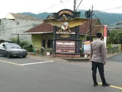 Personil Polsek Cingambul Pengaturan Lalu Lintas Ph Pagi