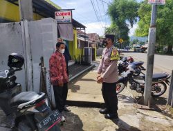Polsek Panyingkiran Laksanakan Patroli Disiplinkan Serta Berikan Himbauan Prokes Pada Warga
