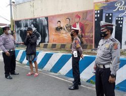 Dalam Operasi Keselamatan Lodaya 2022, Polisi Lalu Lintas Turut Cegah Covid-19
