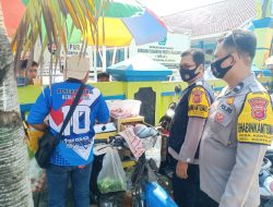 Kontrol Sektor Perkonomian Daerah Bhabinkamtibmas Polsek Kertajati Berikan Himbauan Prokes