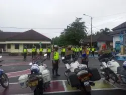 Kapolres Bangka Akbp Indra Kurniawan S.,H.,Si.,K.,M.,SI Ambil Apel Satlantas Polres Bangka