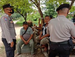 PERSONIL POLSEK JATIWANGI BERIKAN HIMBAUAN PROKES COVID-19 KEPADA MASYARAKAT