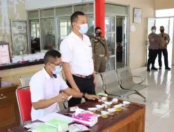 Pastikan Bebas dari Narkoba, Polres Majalengka Gelar Tes Urine Pada Sejumlah Kades Se Kecamatan Palasah