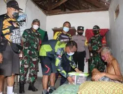 Kapolres Trenggalek Turun Desa Susuri Jalan Setapak Berikan Bantuan Untuk Warga