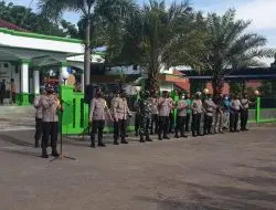 Kapolres Majalengka Pimpin Apel Pelayanan Vaksin Presisi Pada Warga Kecamatan Sumberjaya