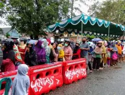 Stok Minyak Goreng Habis Terjual Para Ibu Ibu Kecewa Saat Lakukan Antre