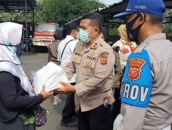 Polres Majalengka Gelar Vaksinasi Presisi, Seusai Divaksin Covid-19 Warga Majalengka Dapat Sembako