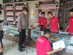 Polsek Kadipaten Laksanakan Sambang Kewilayahan Secara Rutin Di Pasar Kadipaten