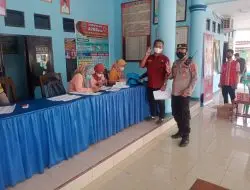 Sebagai Bentuk Herd Immunity, Kapolsek Ligung Pimpin Langsung Monitoring Vaksinasi