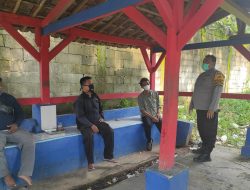 Sambang Dor To door Bhabinkamtibmas Polsek Sukahaji Dalam Rangka Pendisiplinan Prokes