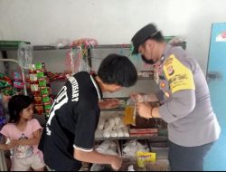 Personil Polsek Bantarujeg Cek Ketersediaan Minyak Goreng Wilayah Polsek Bantarujeg