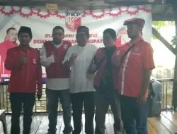 Ketua DPK PKP Kabupaten Bekasi, Dhani Ahmad Hanafi (Ahmad Al hamid), Budiansah (Bang Dival) Sekjen DPK PKP Kabupaten Bekasi, Gunawan Bendahara DPK PKP Kabupaten Bekasi Bersama Jajaran Pengurus.