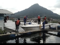 Satpolair Polres Purwakarta Gelar Vaksinsi di Tengah Waduk Jatiluhur