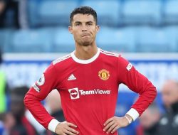 Mantan penyerang Timnas Inggris Kevin Philips mengungkapkan masa depan Cristiano Ronaldo di Manchester United