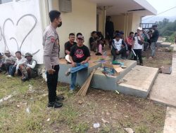 Polisi Terus Ingatkan Warga Dan Beri Himbauan Prokes Serta Ajak Warga Lakukan Vaksin