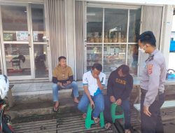 Patroli Dialogis di Bulan Ramadhan, Bhabinkamtibmas Polsek Banjaran Himbau Masyarakat Untuk Patuhi Prokes