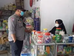 Antisipasi Kelangkaan Minyak Goreng, Polsek Bantarujeg Monitoring Harga Minyak Goreng