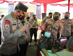 Irwasum Polri : Jateng Diprediksi Jadi Sasaran Mudik Terbesar, Masyarakat Silahkan Bentengi Dengan Vaksin Booster”    Diprediksi Jadi Tujuan Mudik Terbesar, Irwasum Polri Himbau Masyarakat Jateng Lindungi Diri Dengan Vaksin Booster dan Taat Prokes