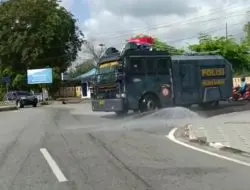 Polres Bangka Melaksanakan Kegiatan Penyemprotan Disinfektan 