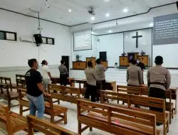 Perkuat keimanan Anggota Polres Banjar   Binrohtal di Gereja