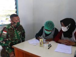 SUKSESKAN PROGRAM PEMERINTAH, SATGAS 412 KOSTRAD LAKSANAKAN VAKSINASI COVID-19 DOSIS LANJUTAN