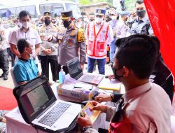 Tinjau Pelabuhan Merak, Kapolri Apresiasi Masyarakat yang Mudik Lebih Awal