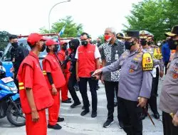 Tinjau Kalikangkung, Kapolri Imbau Pemudik Tak Paksakan Berkendara Dalam Kondisi Lelah Demi Keselamatan