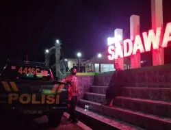 Polsek Lemahsugih Laksanakan Patroli Malam Antisipasi C3 dan Berikan Himbauan Prokes