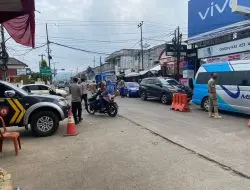 Menghadapi Arus Mudik Lebaran 2022, Polisi Melakukan Pengaturan Lalu Lintas di Pos Gatur Pasar Talaga