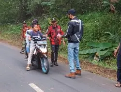 Ormas Pemuda Pancasila PAC. Kec Sukadana Bagi-Bagi Takzil 