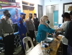 Satpolair Polres Purwakarta Bukan Gerai Vaksinasi di Dermaga Jatiluhur Pada Malam Hari