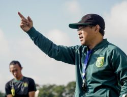 Aji Santoso Resmi Perpanjang Kontrak dengan Persebaya Surabaya