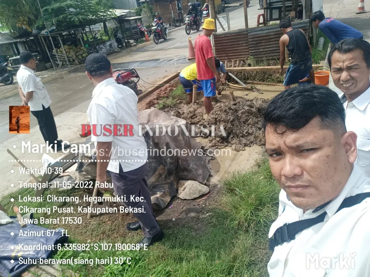 Perbaikan kebocoran pipa PDAM Tirta Bhagasasi
