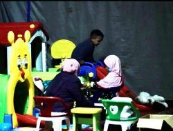 Beristirahat di Rest Area Cijolang Banjar, Pemudik Diberi Makanan dan Minuman