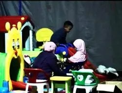 Beristirahat di Rest Area Cijolang Banjar, Pemudik Diberi Makanan dan Minuman