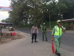 Hansip Ini Patut Di Apresiasi