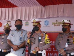 Cek Kesiapan One Way Nasional pada Masa Arus Balik, Kakorlantas Polri Kunjungi Sejumlah Gate Tol Di Jateng   Kakorlantas Cek Kesiapan Personil Jelang Penerapan One Way Nasional Di Jalan Tol Pada 6 Mei