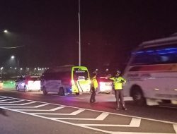 Urai Kemacetan, Kapolres Majalengka Turun Langsung Gatur Lalin di Chevron Tol Kertajati Majalengka