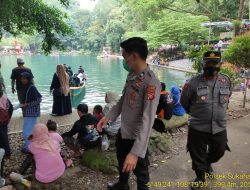 Kapolsek Sukahaji Beserta Anggota Polres Majalengka Majalengka Tinjau Situasi Tempat Wisata Situ Cipanten
