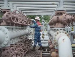 Diduga Uap Pipa Gas Dari Oil Pit Yang Terbakar