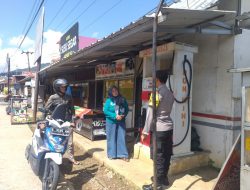 Polsek Cingambul Berikan Himbauan Ke Pedagang Pasar Cingambul Dengan meningatkan Protokol Kesehatan 5M