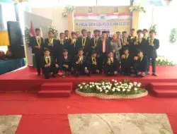 Pelepasan Dan wisuda kelas XII Angkatan Vlll SMK plus Tunas Bangsa Kebasen tahun pelajaran 2021 /2022.