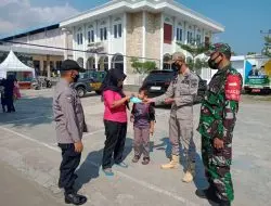 Sinergitas Tiga Pilar Edukasi Warga Tetap Patuhi Prokes
