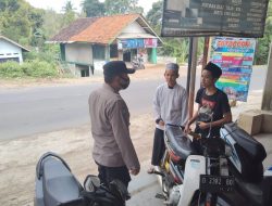 Giatkan Patroli, Bhabinkamtibmas Polsek Banjaran Himbau Warga Patuhi Prokes