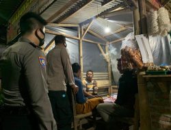 Sambangi Poskamling, Anggota Polsek Argapura Tingkatkan Patroli Malam dan Berikan Himbauan Kamtibmas