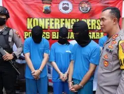Polres Banjarnegara Tangkap Komplotan Curanmor Usai Jual Kendaraan Curian Lewat Media Sosial    Komplotan Curanmor Ditangkap, Satunya Tersangka Seorang Perempuan Ikut Jual Komponen Motor Lewat Media Sosial