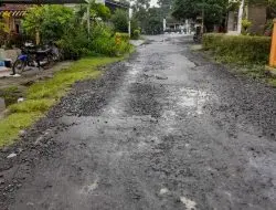 Pekerjaan Tambal Sulam Jalan Buaya Karangnunggal, Diduga Kangkangi UU KIP Dan Jadi Bancakan Sekelompok Orang