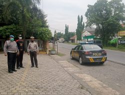 Patroli Cerdik,Kanit Lantas Polsek Kadipaten Berikan Himbauan Kamtibmas Kepada Juru Parkir dan Security