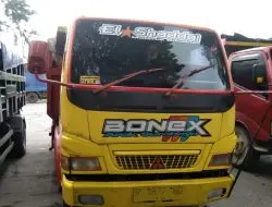 Konsumen BFI Merasa dirugikan, Drum Truknya di Tarik Paksa saat Sedang Membawa Muatan.